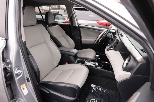 Certified 2018 Toyota RAV4 Limited image 27