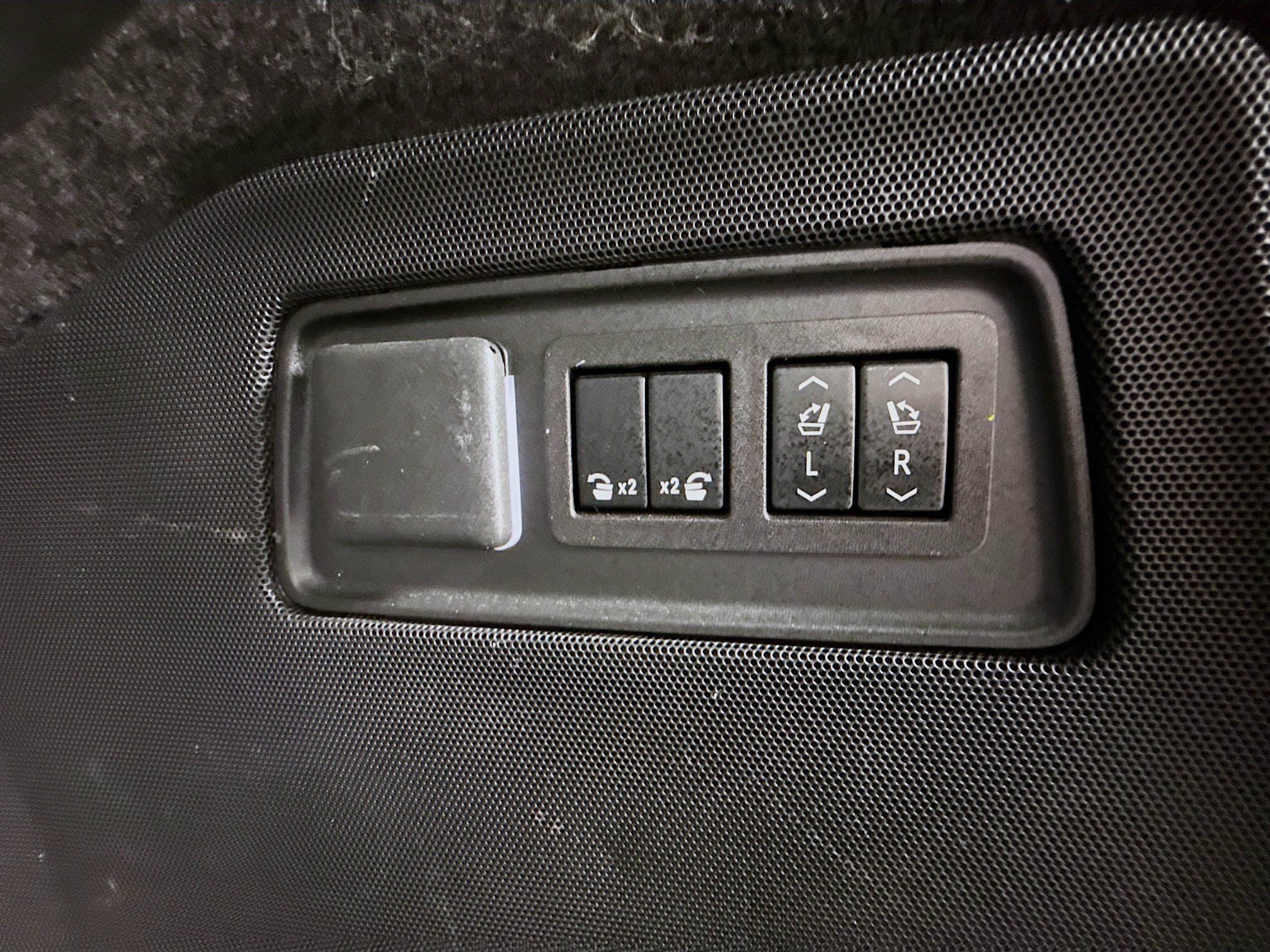 Used 2023 Cadillac Escalade Sport AWD/4WD image 44