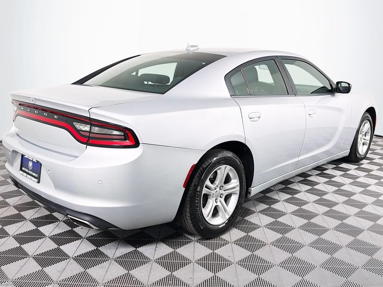 Used 2023 Dodge Charger SXT RWD image 25
