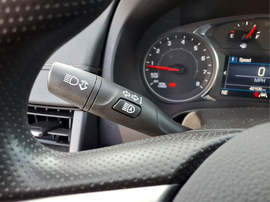 Certified 2024 GMC Terrain SLE image 18