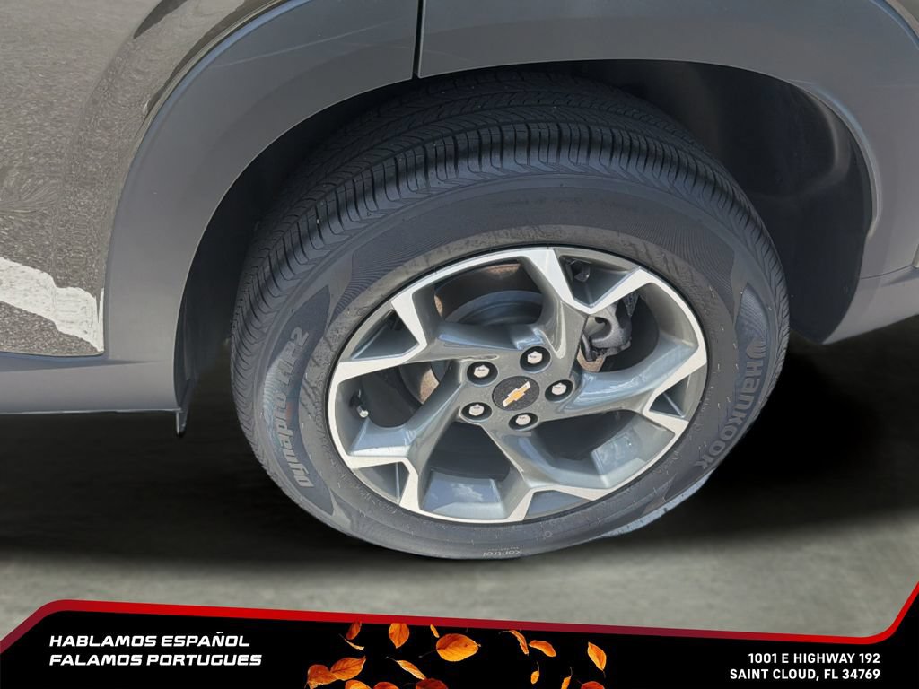 Used 2024 Chevrolet Trax LT w/ Driver Confidence Package FWD image 11