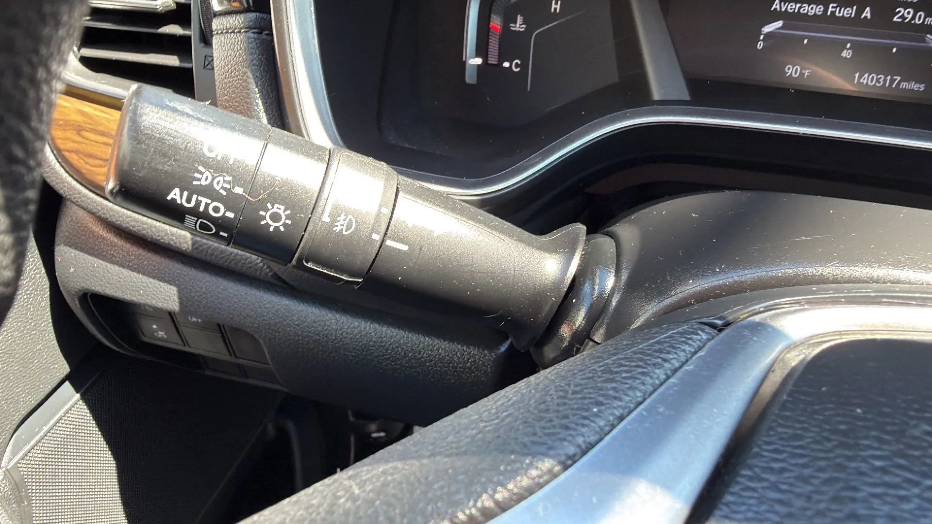 Used 2018 Honda CR-V EX image 14