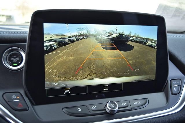 Used 2025 Chevrolet Blazer LT image 11