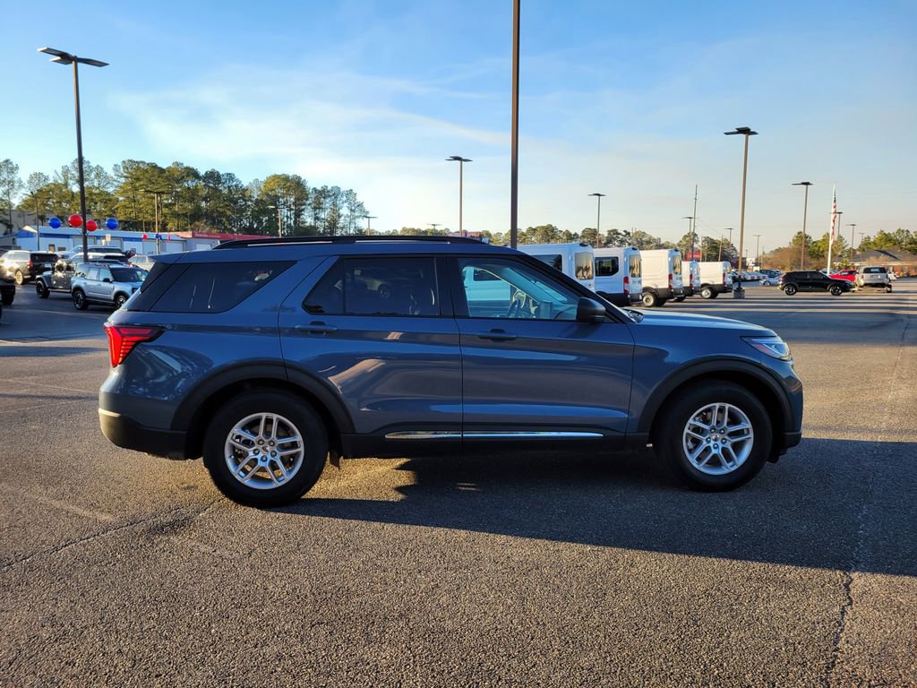 Certified 2025 Ford Explorer Active w/ Active Comfort Package image 6