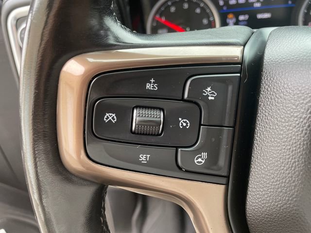 Used 2020 Chevrolet Silverado 1500 High Country w/ Technology Package image 32