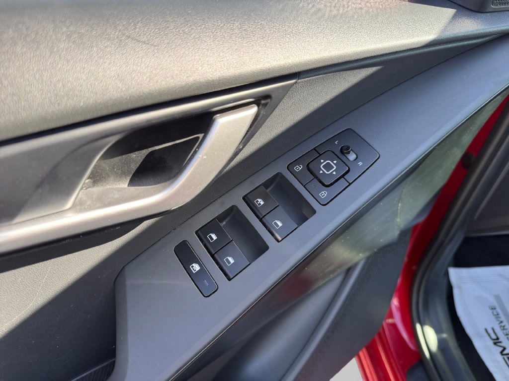 Used 2025 Kia Niro LX FWD image 19