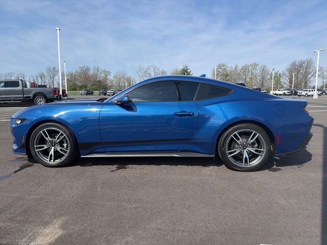 Used 2024 Ford Mustang Coupe RWD image 12