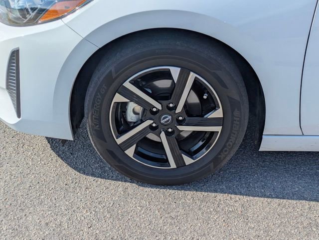 Used 2025 Nissan Sentra SV FWD image 10