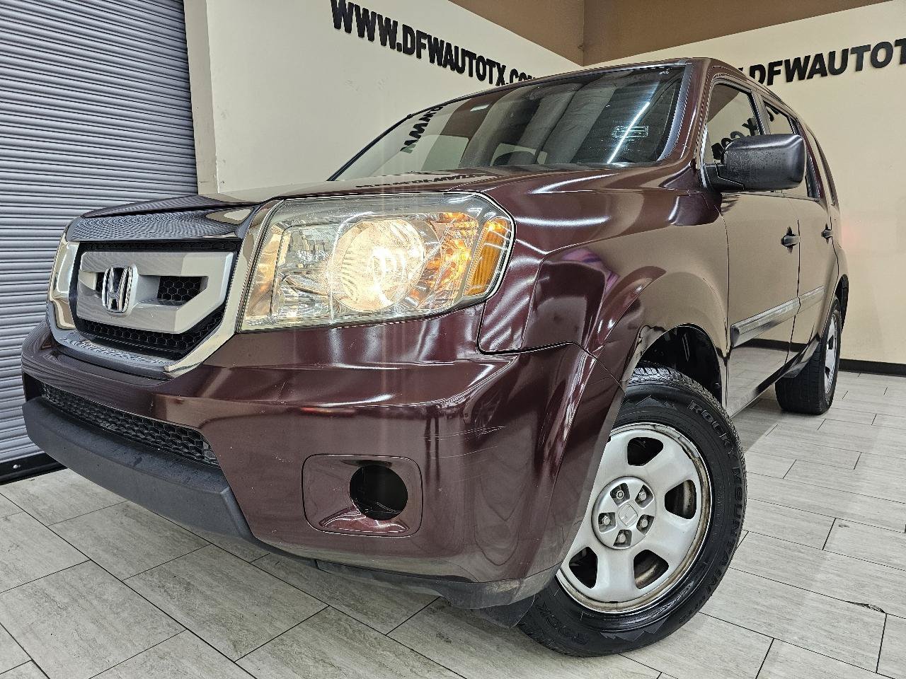 Used 2011 Honda Pilot LX image 1
