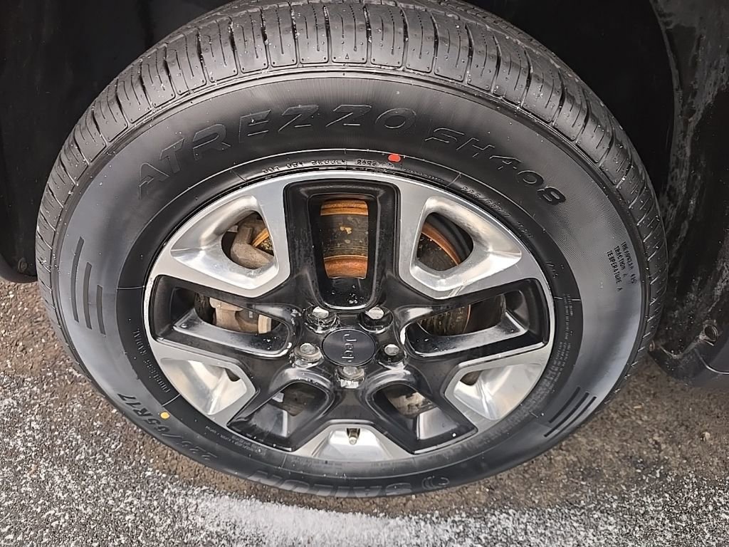 Used 2018 Jeep Compass Trailhawk w/ Leather Interior Group image 32