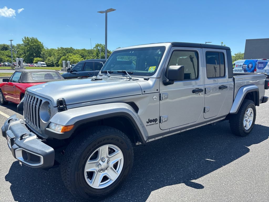 Used 2021 Jeep Gladiator Sport AWD/4WD image 4