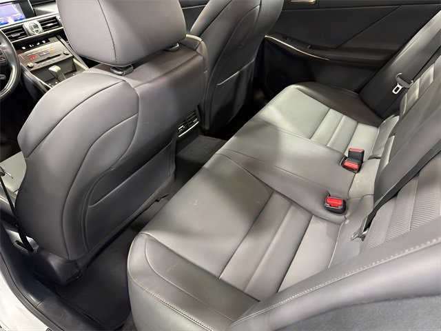 Used 2020 Lexus IS 300 F Sport image 33