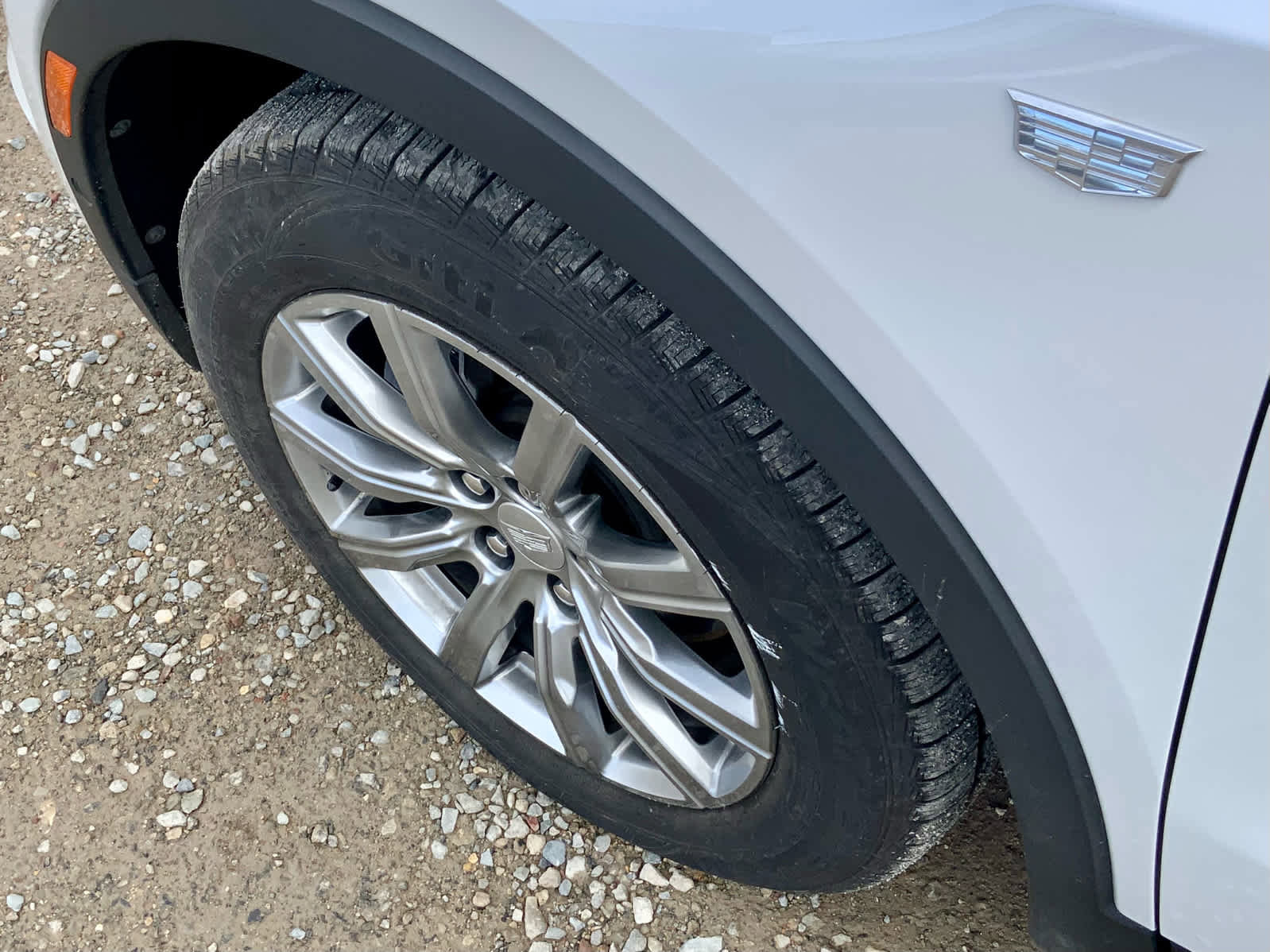 Used 2021 Cadillac XT4 Premium Luxury w/ Enhanced Visibility Package image 16