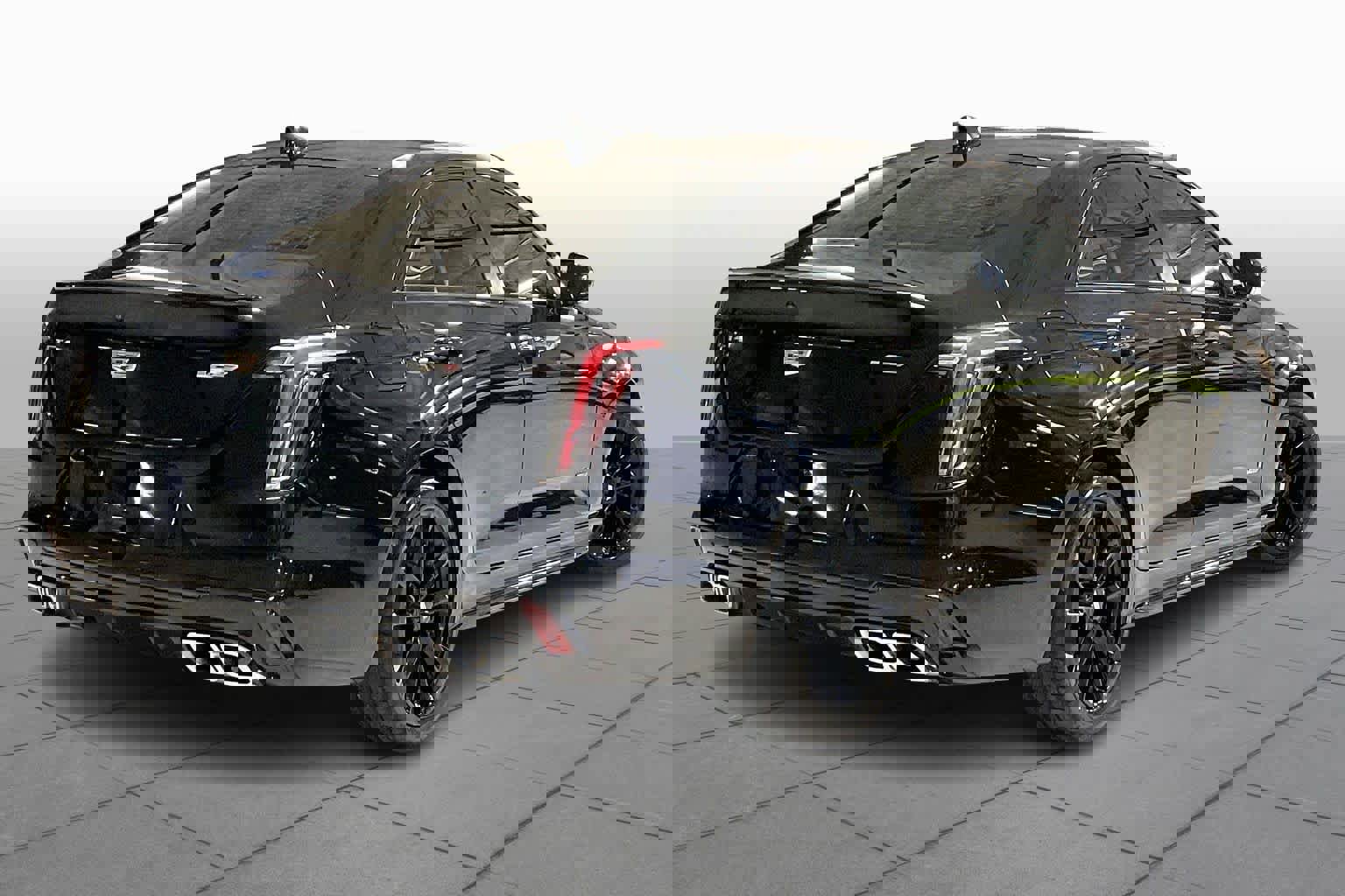 Used 2023 Cadillac CT4 V w/ Technology Package image 12