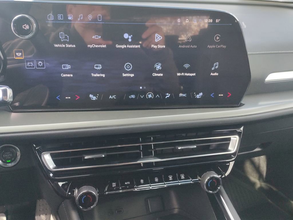 New 2026 Chevrolet Traverse LT w/ LPO, Floor Liner Package image 17