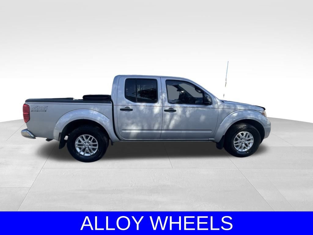 Used 2014 Nissan Frontier SV image 3