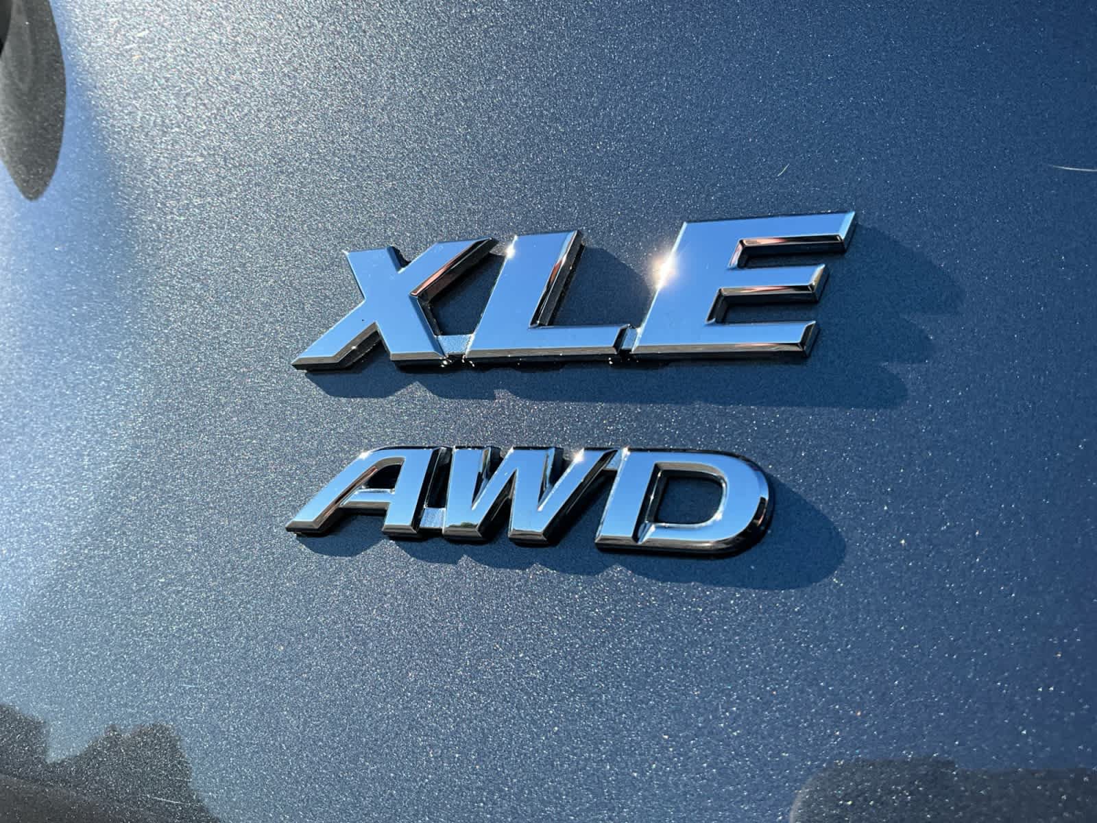Used 2024 Toyota RAV4 XLE AWD/4WD image 23