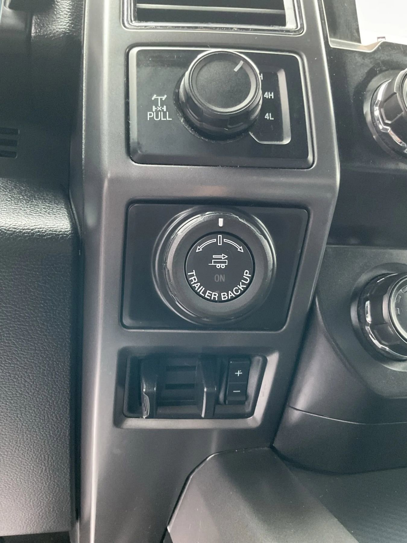 Used 2019 Ford F150 XLT w/ Equipment Group 302A Luxury image 40