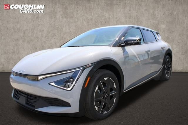 New 2025 Kia EV6 Light RWD image 4