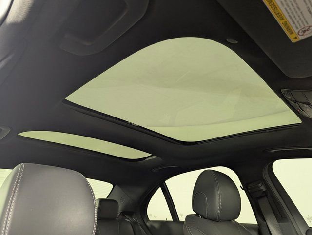 Used 2022 Mercedes-Benz E 53 AMG 4MATIC Sedan image 31