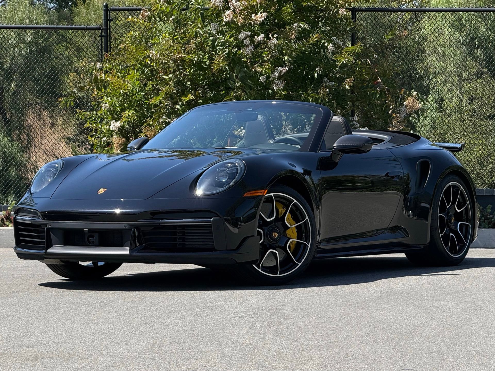 Certified 2025 Porsche 911 Turbo S AWD/4WD image 1
