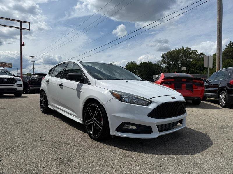 Used 2016 Ford Focus ST image 7