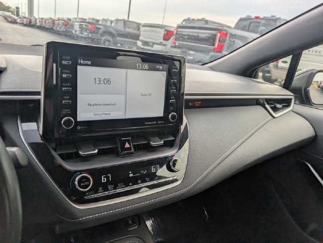 Used 2022 Toyota Corolla XSE FWD image 22
