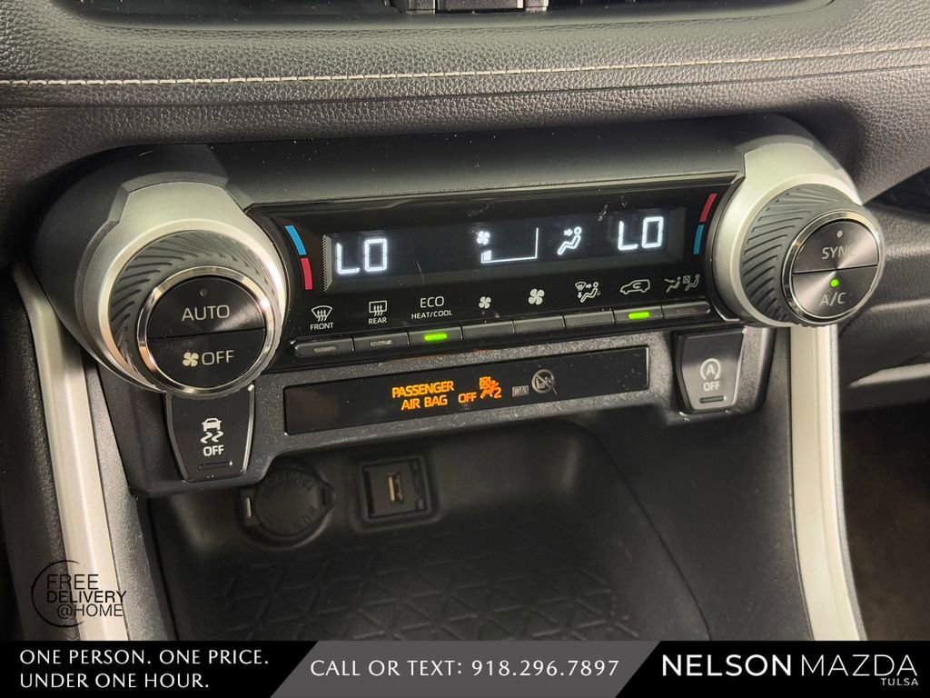 Used 2020 Toyota RAV4 XLE FWD image 35