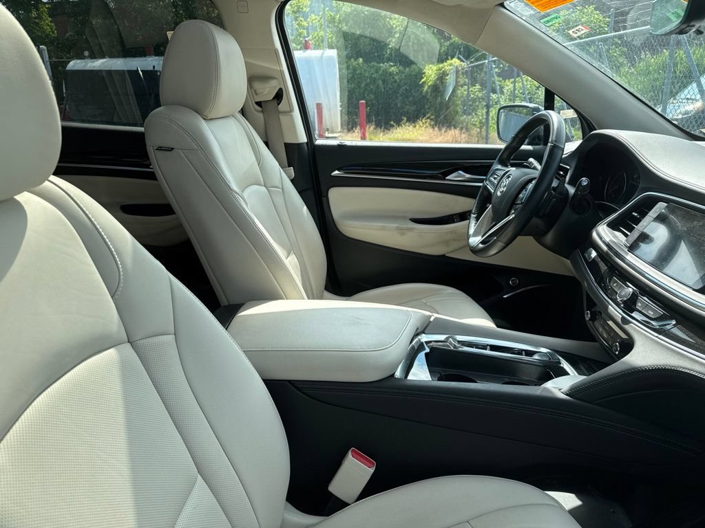 Used 2024 Buick Enclave Essence w/ Experience Buick Package AWD/4WD image 11