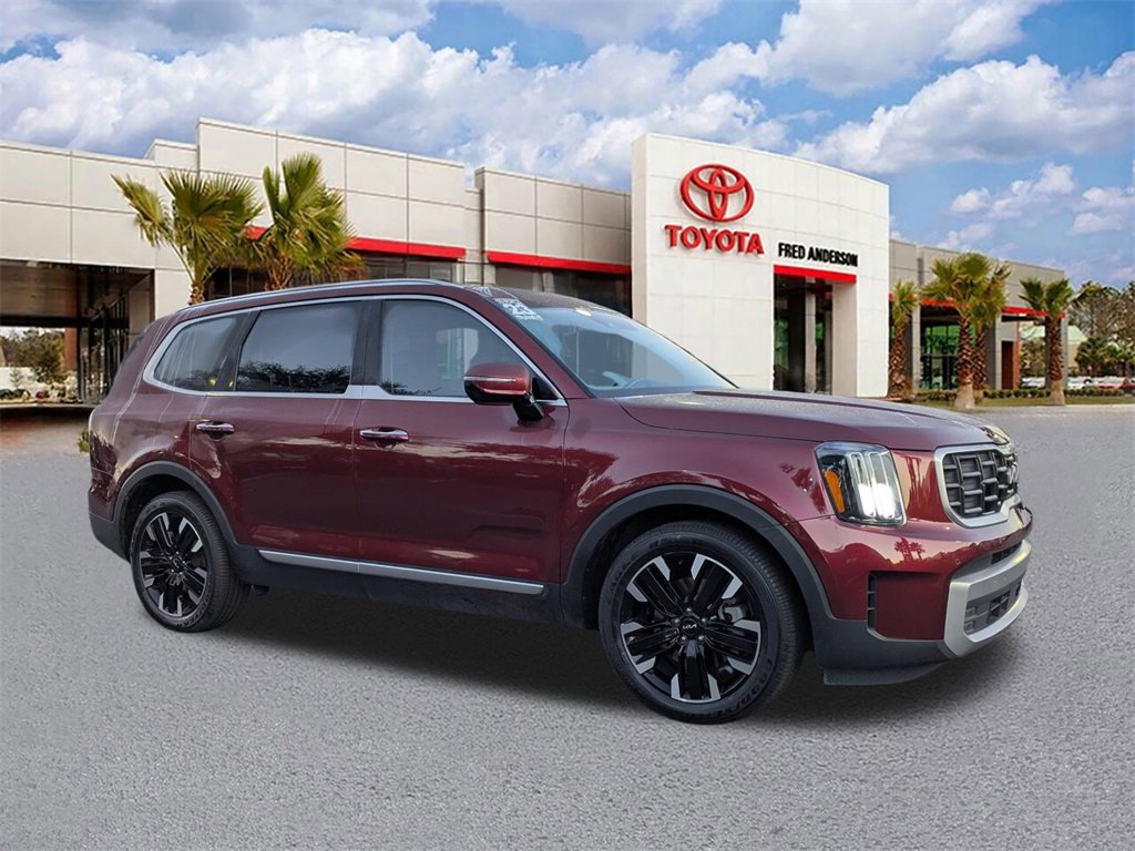 Used 2023 Kia Telluride SX