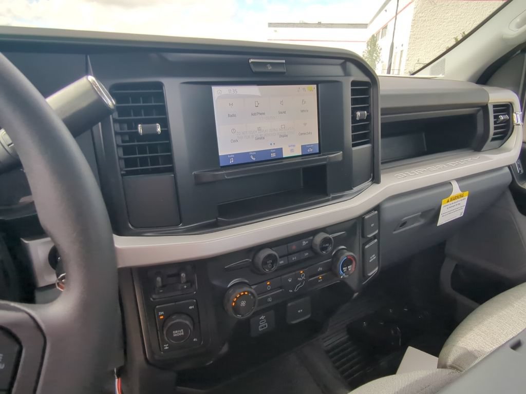 New 2025 Ford F250 XL w/ FX4 Off-Road Package AWD/4WD image 20