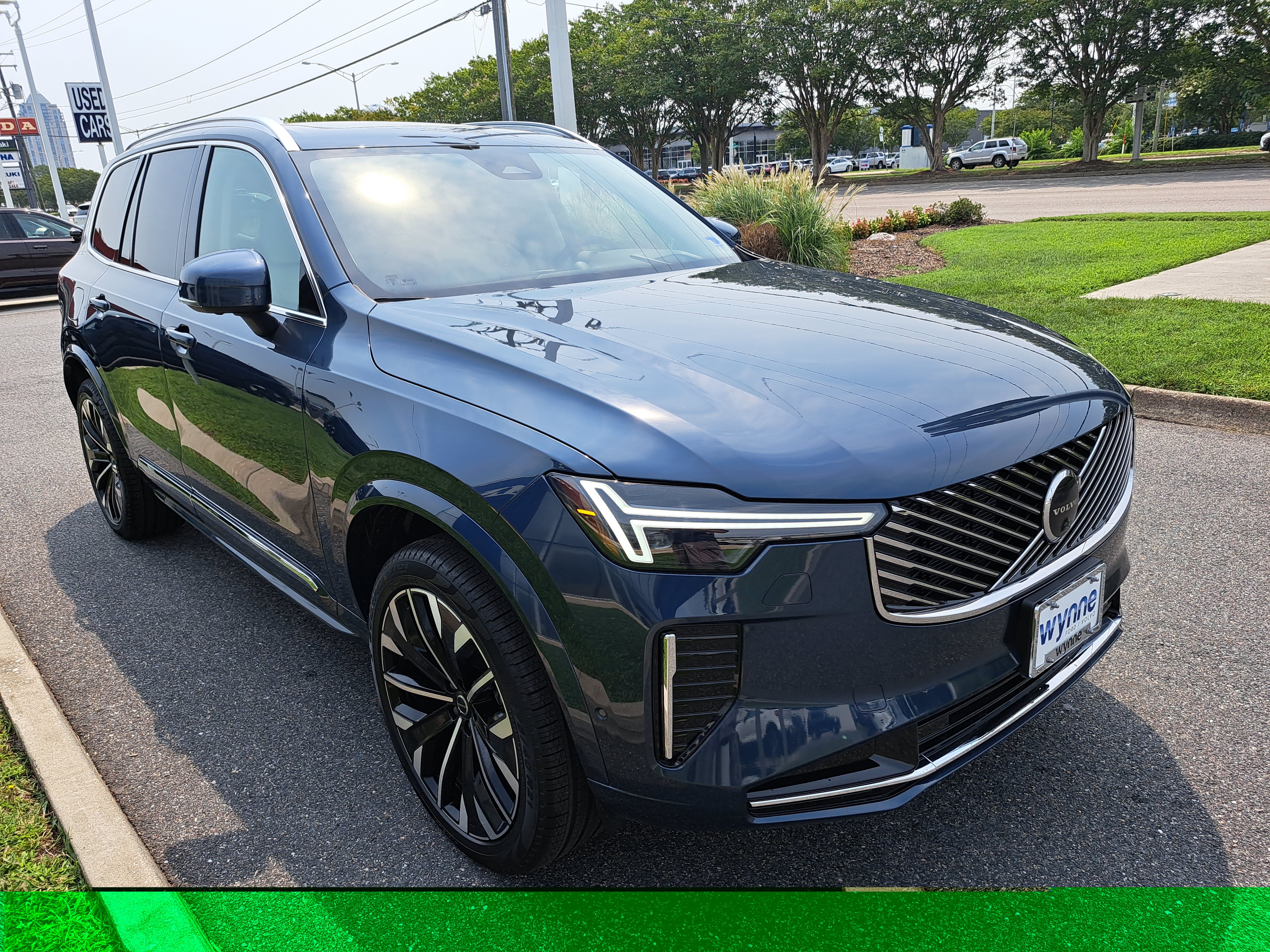 New 2026 Volvo XC90 B6 Ultra w/ Lounge Package AWD/4WD image 2