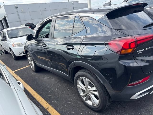 Certified 2023 Buick Encore GX Preferred w/ Cold Weather Comfort Package AWD/4WD image 2