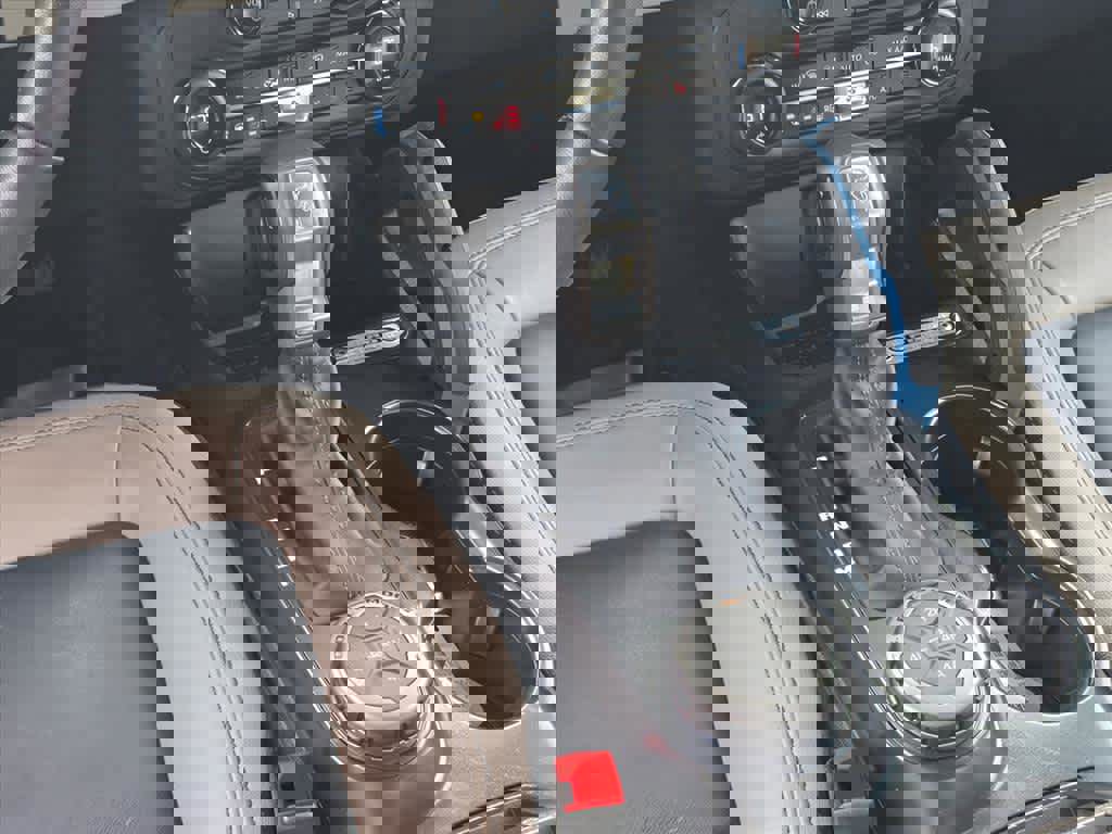 Used 2024 Ford Bronco Wildtrak image 23