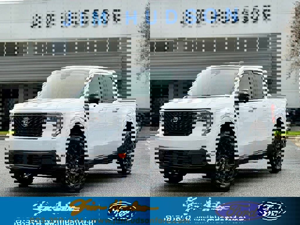 New 2026 Ford Maverick Lariat w/ Black Appearance Package