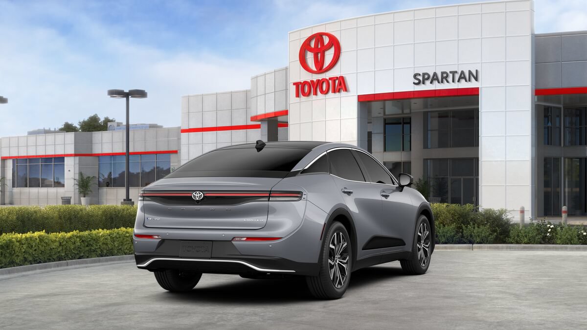 New 2026 Toyota Crown AWD/4WD image 9