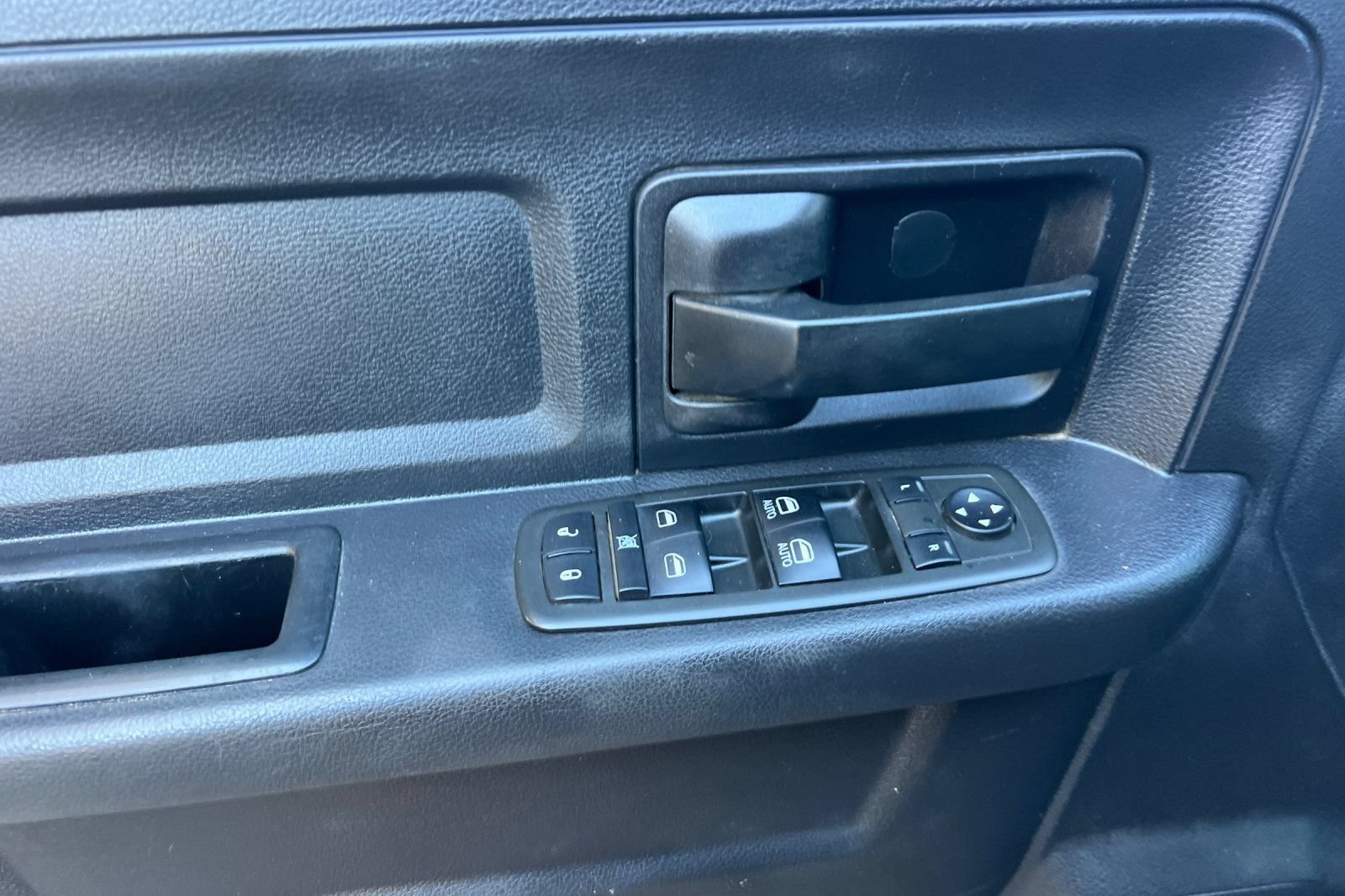 Used 2014 RAM 1500 Tradesman w/ Popular Equipment Group AWD/4WD image 12