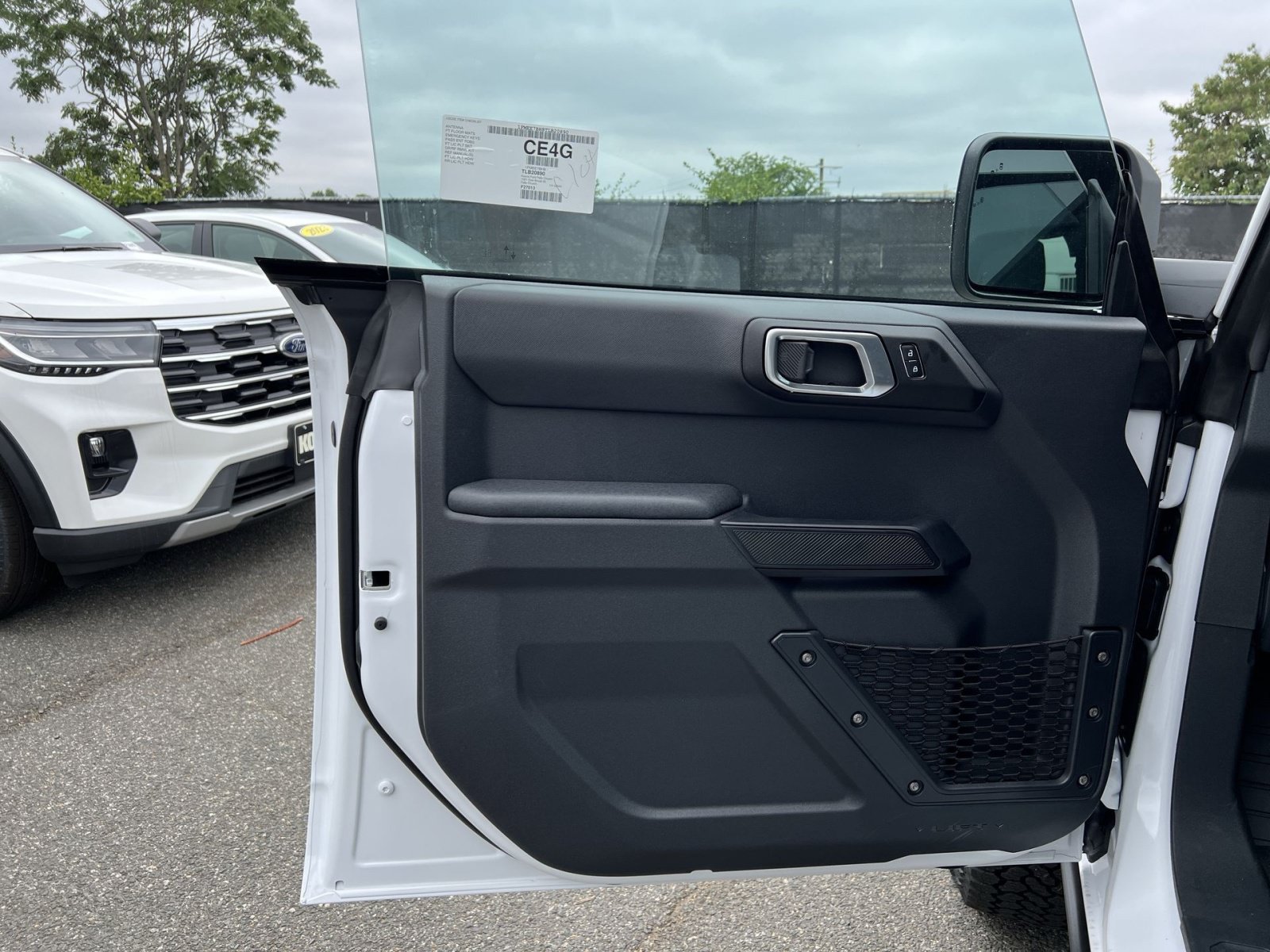 New 2026 Ford Bronco Big Bend w/ Black Diamond Package AWD/4WD image 14