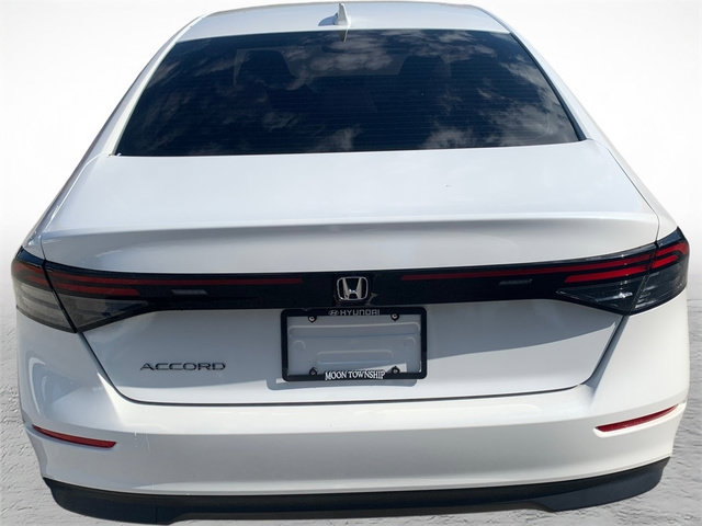 Used 2023 Honda Accord EX image 4