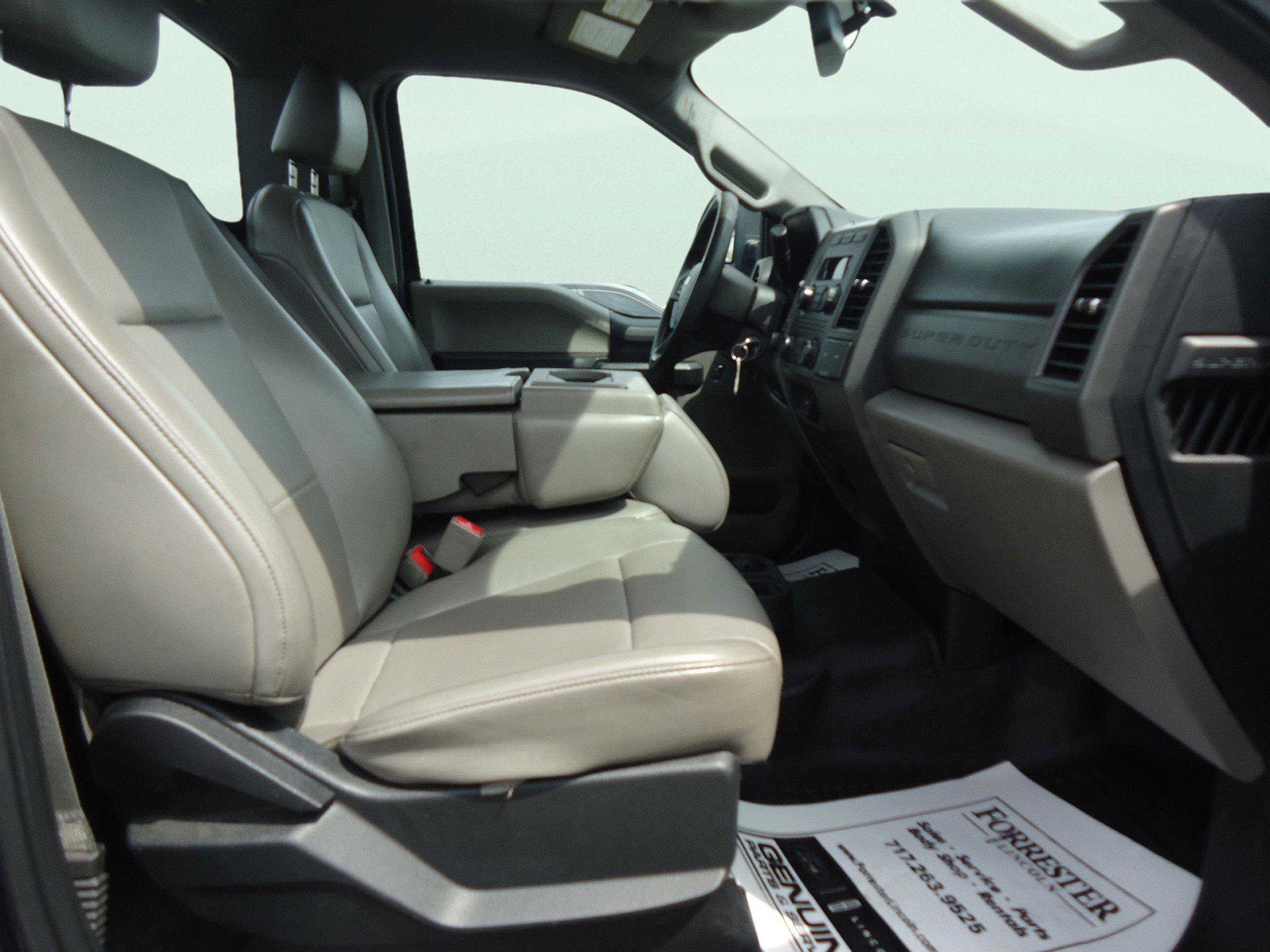 Used 2018 Ford F250 XL w/ Power Equipment Group image 26