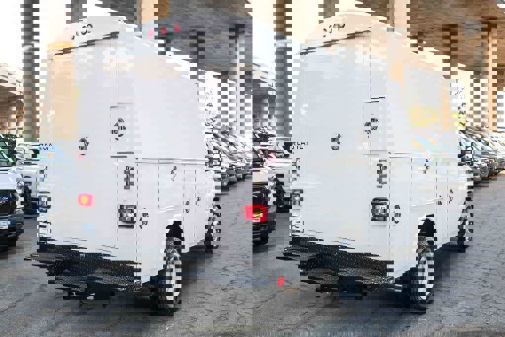 New 2026 Ford E-350 and Econoline 350 Super Duty w/ Power Equipment Group image 6