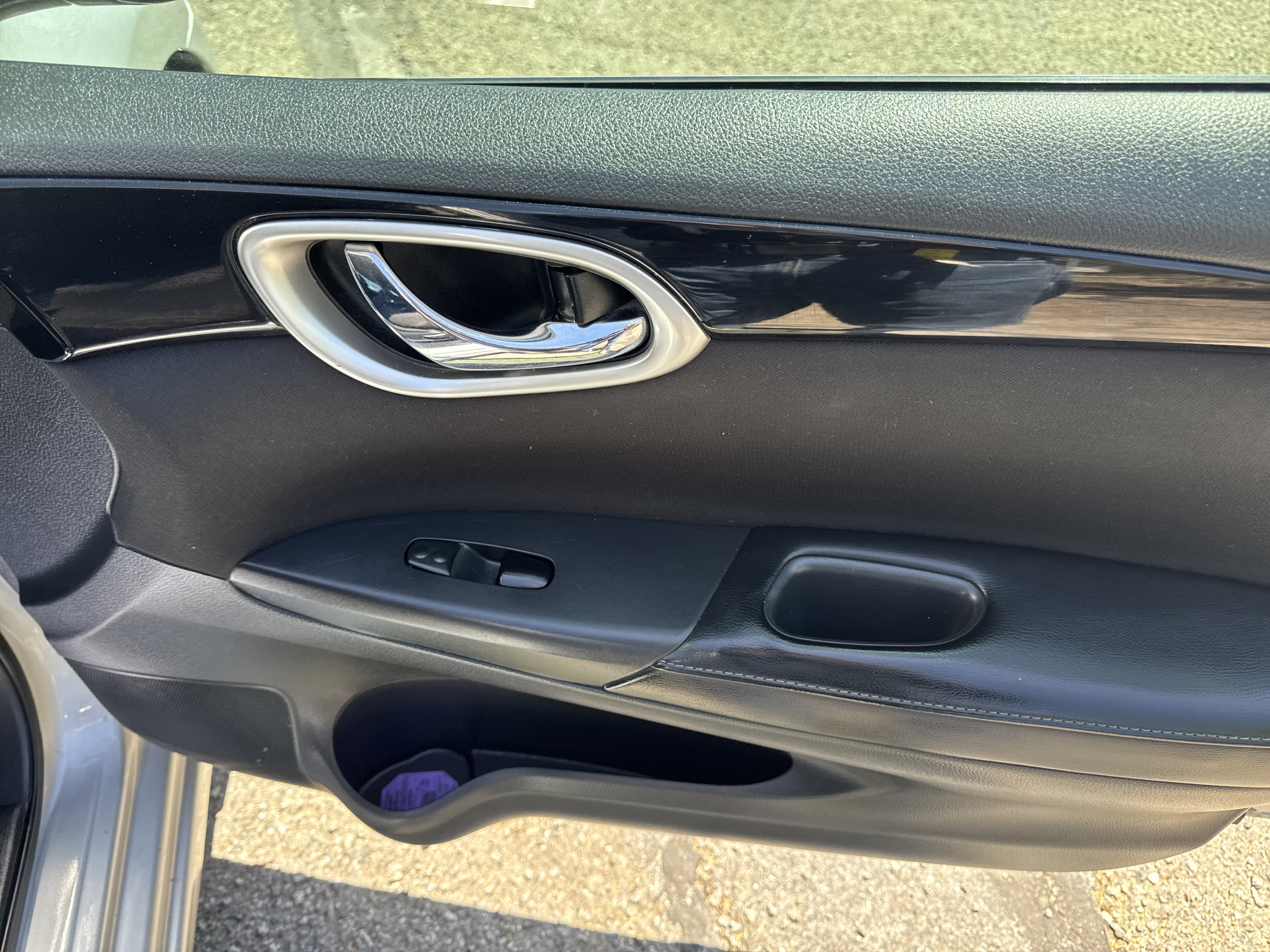 Used 2019 Nissan Sentra SV FWD image 15