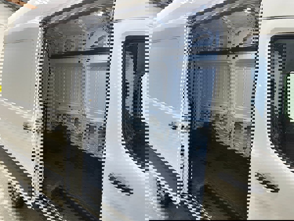 Used 2024 Ford Transit 250 148 High Roof image 11