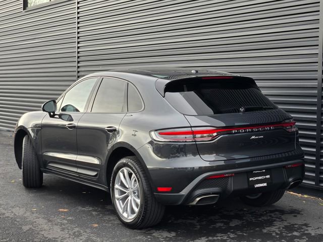 Used 2026 Porsche Macan image 3