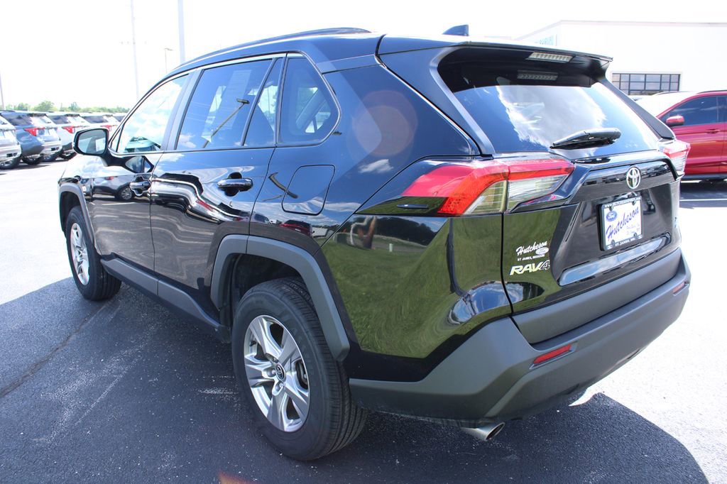 Used 2023 Toyota RAV4 XLE AWD/4WD image 6