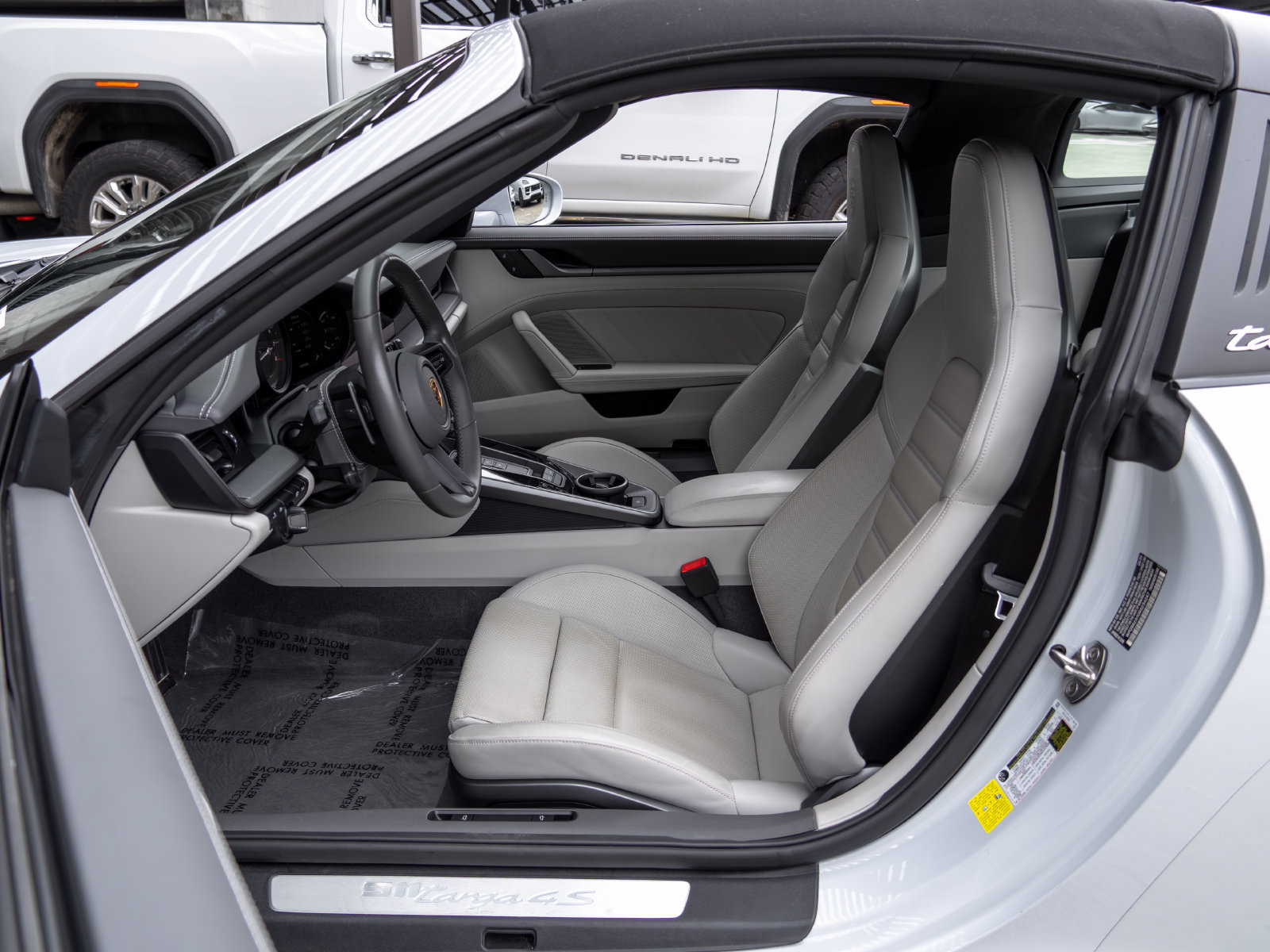 Certified 2024 Porsche 911 Targa 4S AWD/4WD image 30