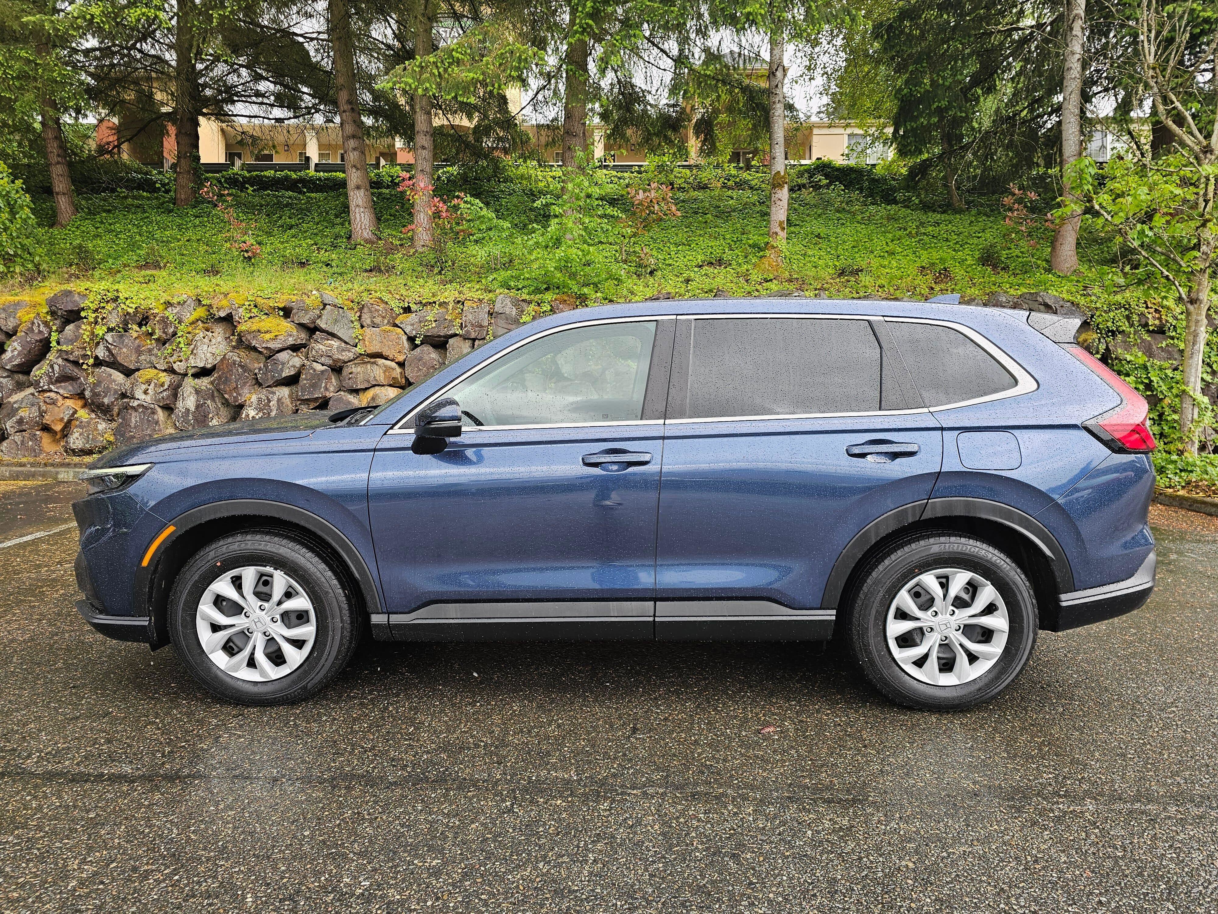 Certified 2025 Honda CR-V LX image 4