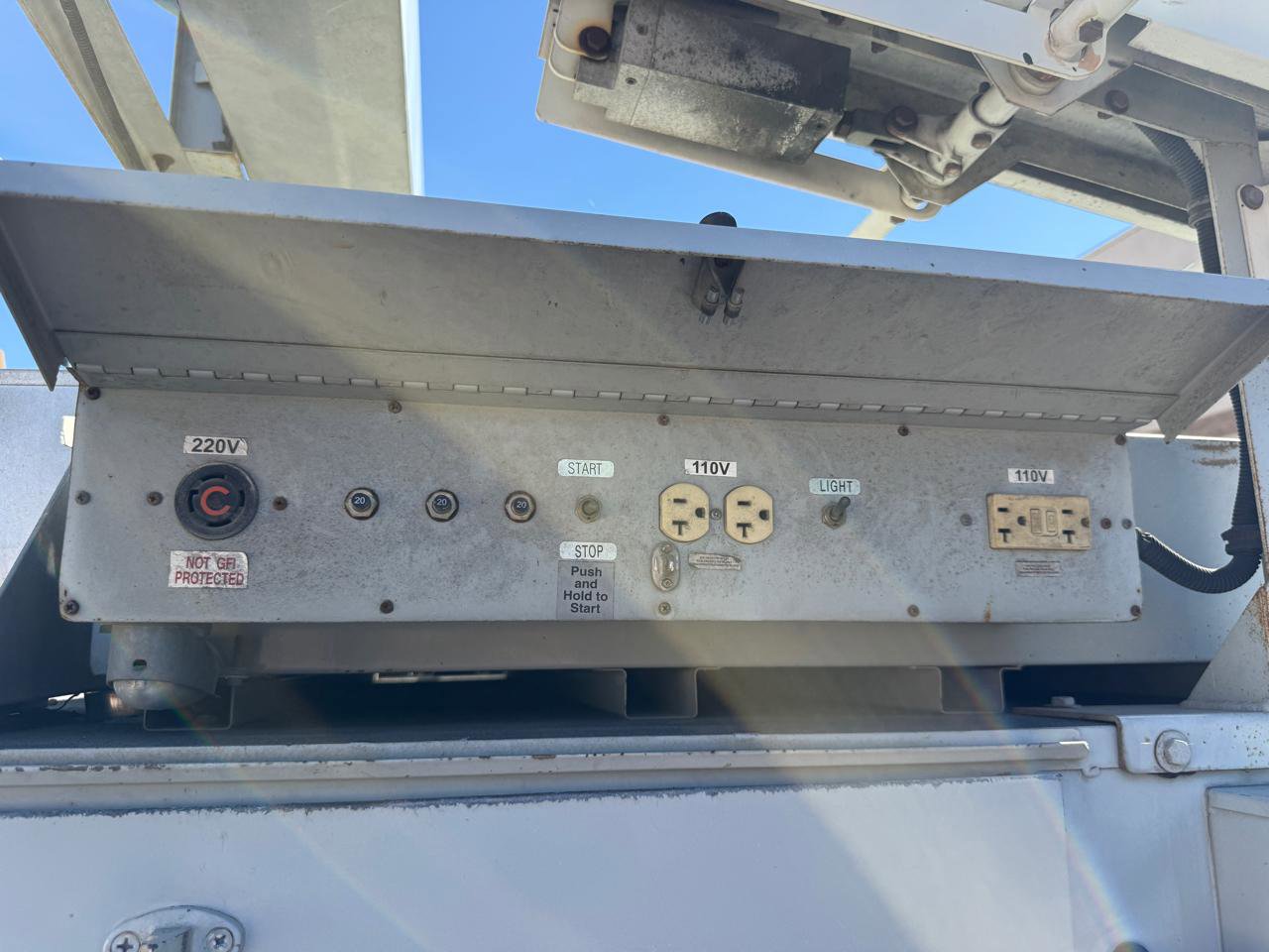 Used 2008 Ford F350 XL image 14