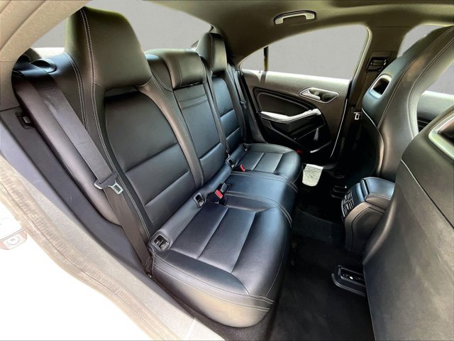 Used 2019 Mercedes-Benz CLA 250 image 29