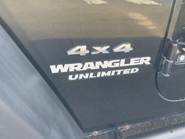 Used 2012 Jeep Wrangler Unlimited Rubicon w/ Connectivity Group image 20